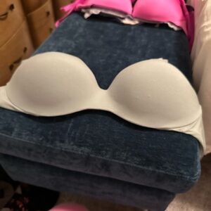 XXL Victoria’s Secret lightly lined wireless